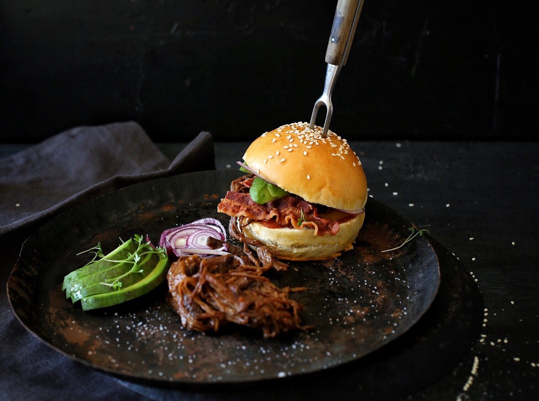 Pulled Beef Burger