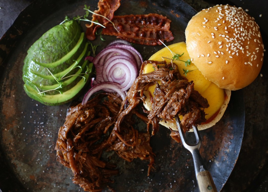 Pulled Beef Burger